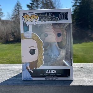 Alice (Alice in Wonderland) Funko Pop